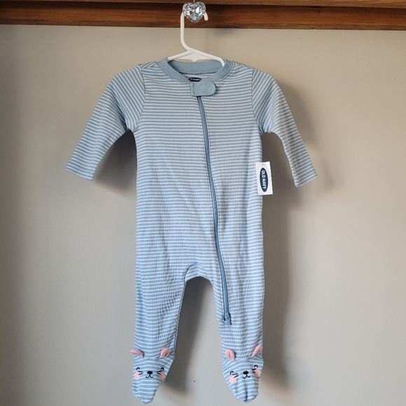 BABY GIFT SET Old Navy footed striped pj's & BABY KISS Towel & Washcloths Blue - Picture 4 of 14